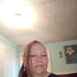 Meet your Posher, Dawana